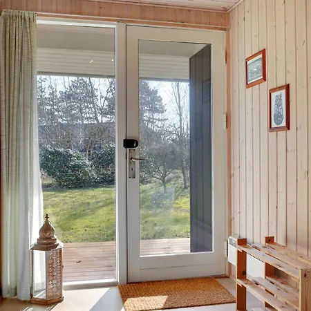 Gardis - 100m From The Sea By Interhome Feriehus *